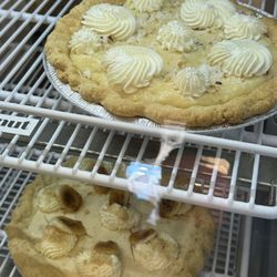 Pie Crumbs - Coconut cream and Banana cream