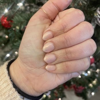 Mt. Diablo Nails Salon - Dip mani for Xmas - Nail Salons Near Me - Lafayette, California Mt. Diablo Nails Salon - Dip mani for Xmas - Nail Salons Near Me - Lafayette, California
