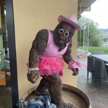 Mellisoni Vineyards - Wine Tasting Room Near Me - Chelan, Washington