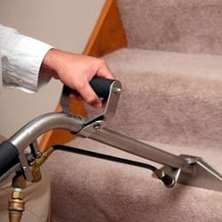 Advantage Carpet Cleaning - Stairs