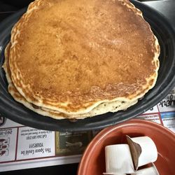 Nick's Kitchen - Plane pancakes