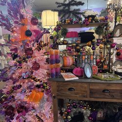 Inspirations Home Decor & More - Gift vendor