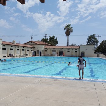 George Hensel Aquatic Center - Nice and empty - Swimming Pools Near Me - Montebello, California