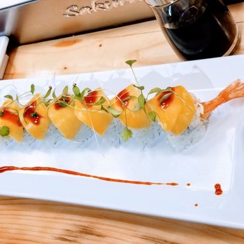Misaki - Mango Delight Roll - Sushi Bars Near Me - Aurora, Colorado