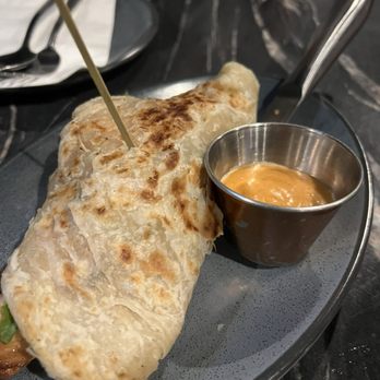 Kiin Di - A6. Thai Me Down - Food Trucks Near Me - Austin, Texas