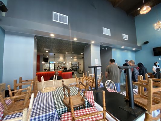 Gus's World Famous Fried Chicken by null