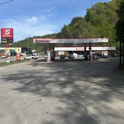 Speedway - Store Exterior