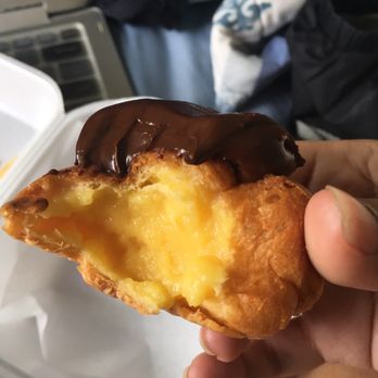 Liliha Bakery - Bakeries Near Me - Honolulu, Hawaii