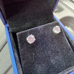 Jewelry Connection - Earrings