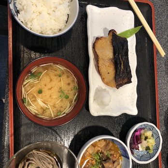 Yohei Sushi Restaurant - Butterfish lunch - Sushi Bars Near Me - Honolulu, Hawaii