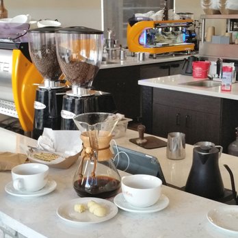 Café Arnone - Italian dark roast coffee pourover carafe with lemon twists - Gelato Near Me - Fairlawn, Ohio Café Arnone - Italian dark roast coffee pourover carafe with lemon twists - Gelato Near Me - Fairlawn, Ohio