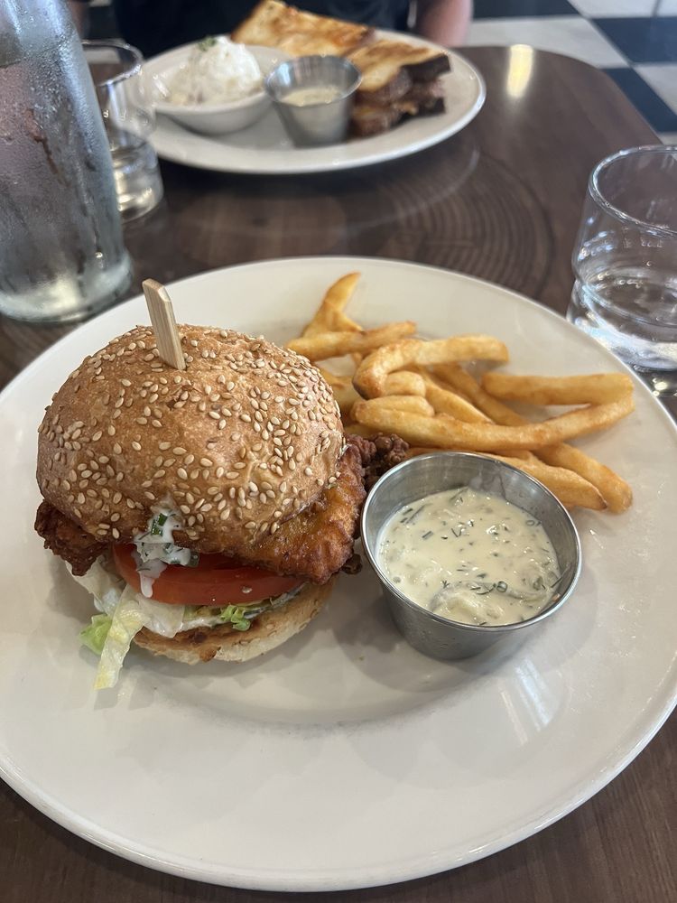 Palm Avenue Deli