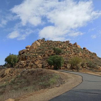 Mount Rubidoux Trail - Hiking Near Me - Riverside, California Mount Rubidoux Trail - Hiking Near Me - Riverside, California
