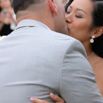 LA CINEMA - "You may kiss the bride." - Videographers Near Me - Los Angeles, California LA CINEMA - "You may kiss the bride." - Videographers Near Me - Los Angeles, California