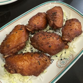 HK Cafe - House Special Fried Chicken Wings - Cantonese Near Me - Honolulu, Hawaii HK Cafe - House Special Fried Chicken Wings - Cantonese Near Me - Honolulu, Hawaii