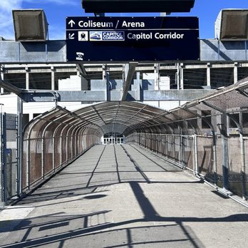 BART - Coliseum Station - Train Stations Near Me - Oakland, California