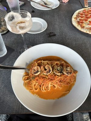 Renzo's Trattoria and Pizzeria by null