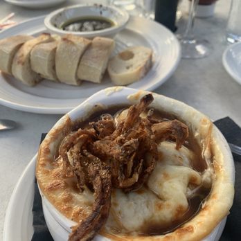 Olive Branch - French Onion soup - Bars Near Me - Mount Dora, Florida Olive Branch - French Onion soup - Bars Near Me - Mount Dora, Florida