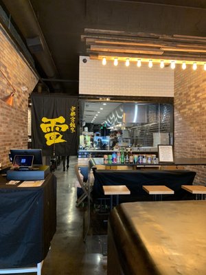 KAMINARI GYOZA BAR by null