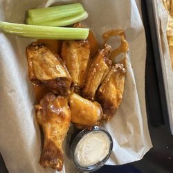 Hooligans Eastside Grill