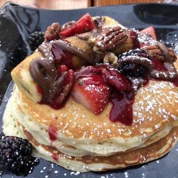 Café du Soleil - Pancakes au Nutella - French Near Me - New York, New York Café du Soleil - Pancakes au Nutella - French Near Me - New York, New York