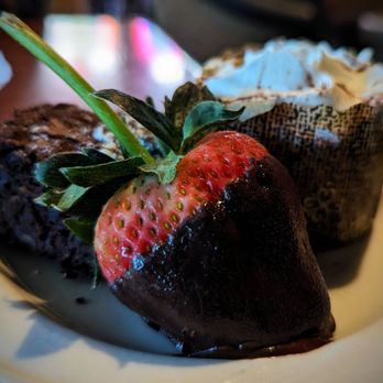 The Fruit Yard - Mother's Day Buffet - Chocolate Covered Strawberry, Brownie, Coffee Cake Cup - Fruits & Veggies Near Me - Modesto, California