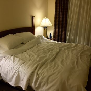 Staybridge Suites Everett - Paine Field - Kim-size bedroom - Staybridge Suites - Hotels Near Me - Mukilteo, Washington Staybridge Suites Everett - Paine Field - Kim-size bedroom - Staybridge Suites - Hotels Near Me - Mukilteo, Washington