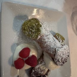 Cannoli Cannoli