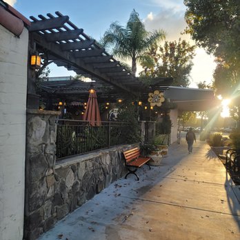 The Yellow Deli - Outside - Sandwiches Near Me - Vista, California