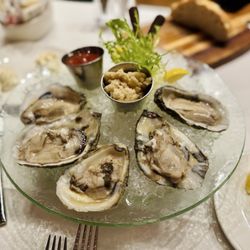 Tony's of Indianapolis - Blue point oysters