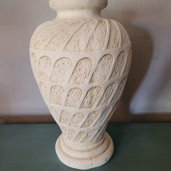 Planters & More - TWIST PLASTER VASE.