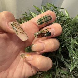 Everyday Nails & Spa - Nails by Samantha