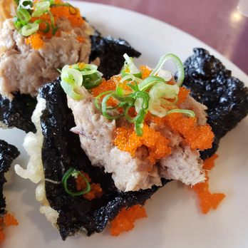Tokkuri-Tei - Deep fried nori chip with some type of ahi/tuna on top.... maybe? SO GOOD! - Sushi Bars Near Me - Honolulu, Hawaii Tokkuri-Tei - Deep fried nori chip with some type of ahi/tuna on top.... maybe? SO GOOD! - Sushi Bars Near Me - Honolulu, Hawaii