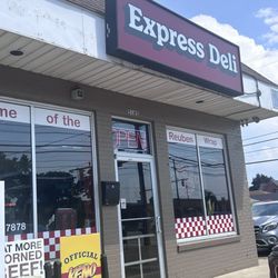 Express Deli  - Entrance