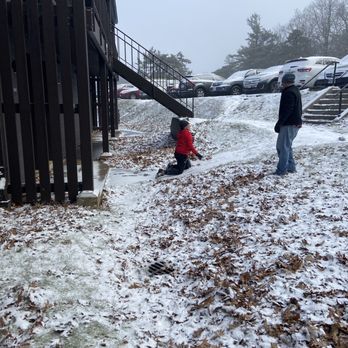 Skyland - Appledore building snow - Resorts Near Me - Luray, Virginia