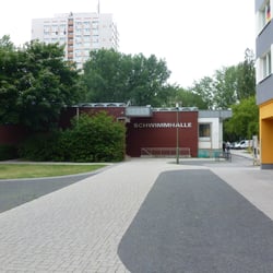 Schwimmhalle Sewanstraße