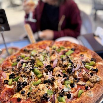 Luigi's Pizza - Medium Combination Puzza - Pizza Near Me - Cambria, California