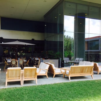 Harwood Hospitality Group - Cute outdoor patio seating - French Near Me - Dallas, Texas Harwood Hospitality Group - Cute outdoor patio seating - French Near Me - Dallas, Texas