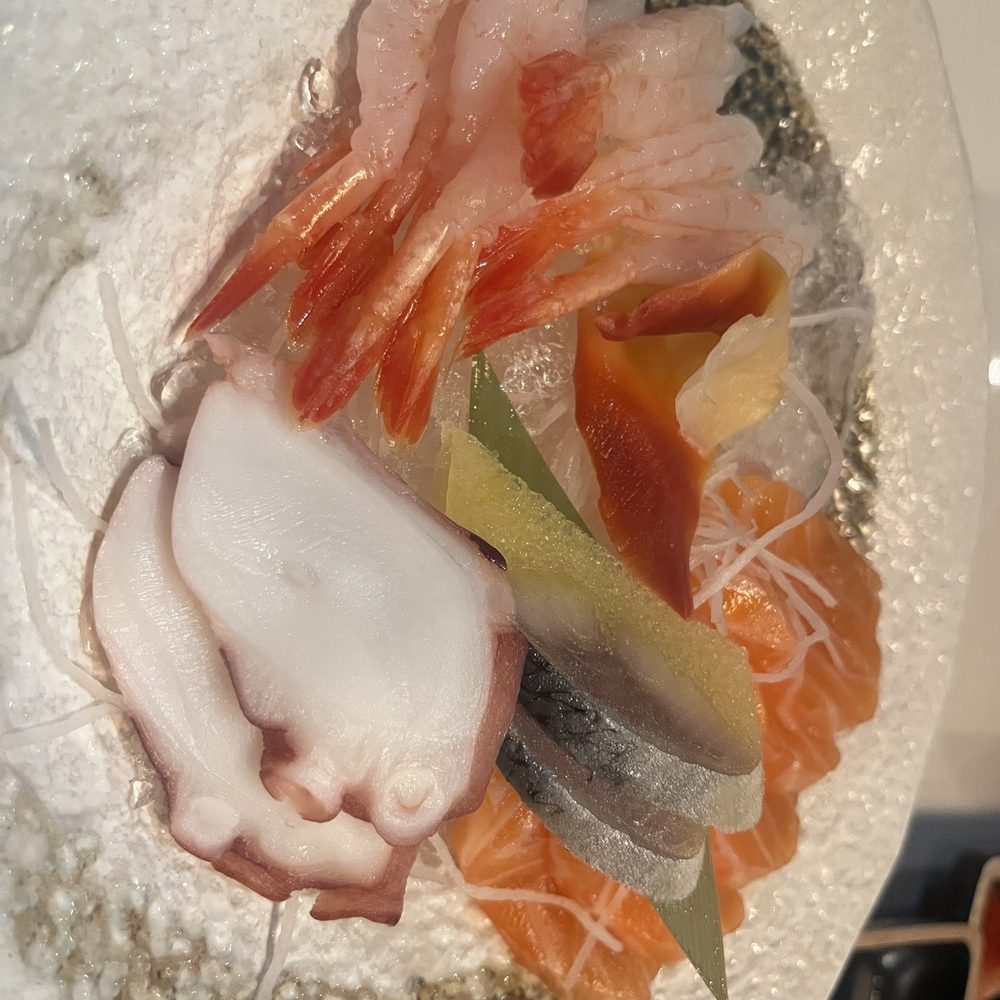 Kungfu Sushi - Sashimi - Sushi Bars Near Me - North York, Ontario
