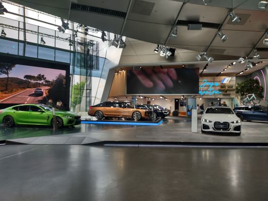 BMW Welt by null