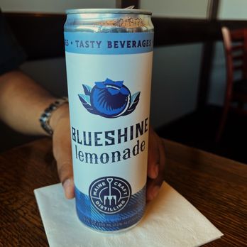 The Union Bluff Grill & Pub - blue shine lemonade beer - American Near Me - York, Maine The Union Bluff Grill & Pub - blue shine lemonade beer - American Near Me - York, Maine