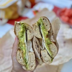 user provided Benchwarmers Bagels And Coffee photo