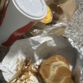 Central BBQ - Lg. Pulled Chicken Sandwich with Drink Mac N' Cheese - Barbeque Near Me - Memphis, Tennessee Central BBQ - Lg. Pulled Chicken Sandwich with Drink Mac N' Cheese - Barbeque Near Me - Memphis, Tennessee