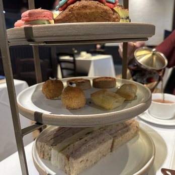 Harry Potter Afternoon Tea - 3 tiered tea treats - Restaurants Near Me