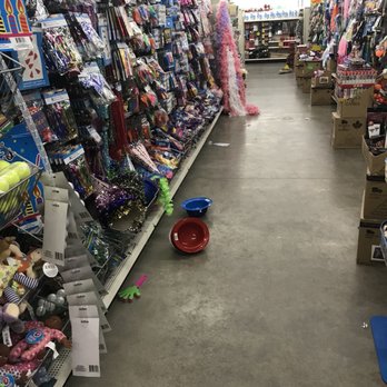 Dollar Tree - Discount Store Near Me - Markham, Ontario
