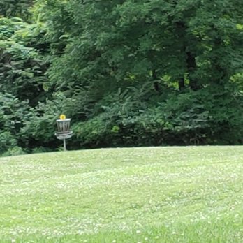 Highland Hills Park - Frisbee golf - Playgrounds Near Me - Fort Thomas, Kentucky Highland Hills Park - Frisbee golf - Playgrounds Near Me - Fort Thomas, Kentucky