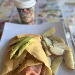 Cafe Crepes - Smoke salmon crepe with avocado