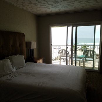 Surfer Beach Hotel - San Diego, CA