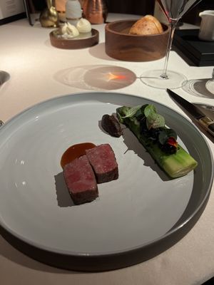 Lorenz Adlon Esszimmer by null