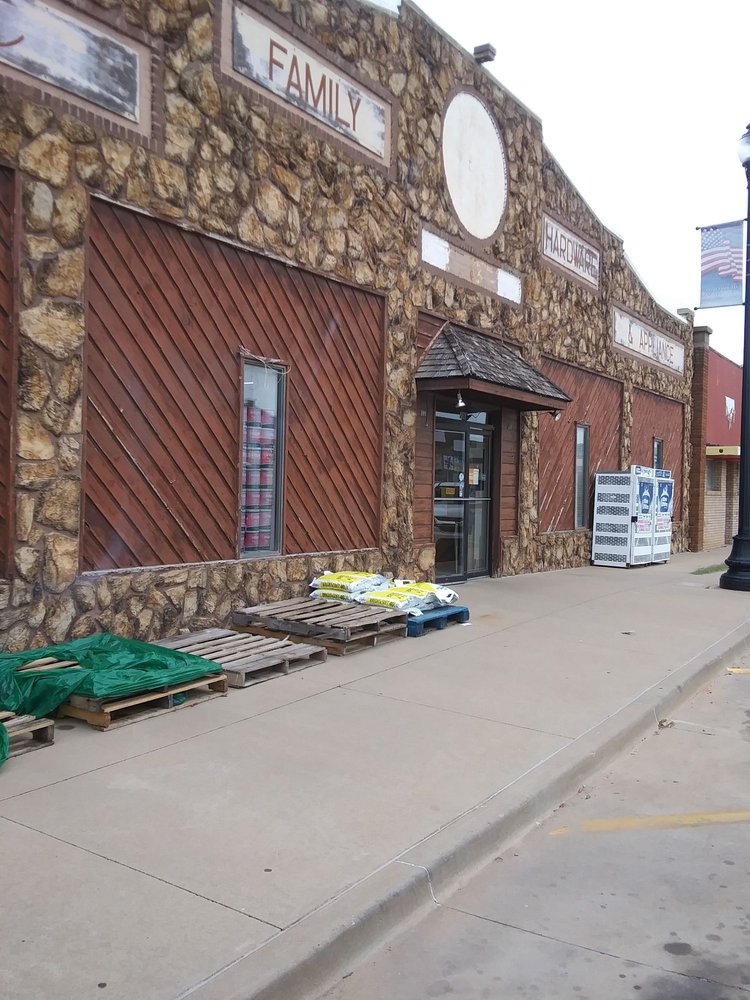 CLEWELL’S FAMILY HARDWARE & APPLIANCE Updated August 2024 17 Photos